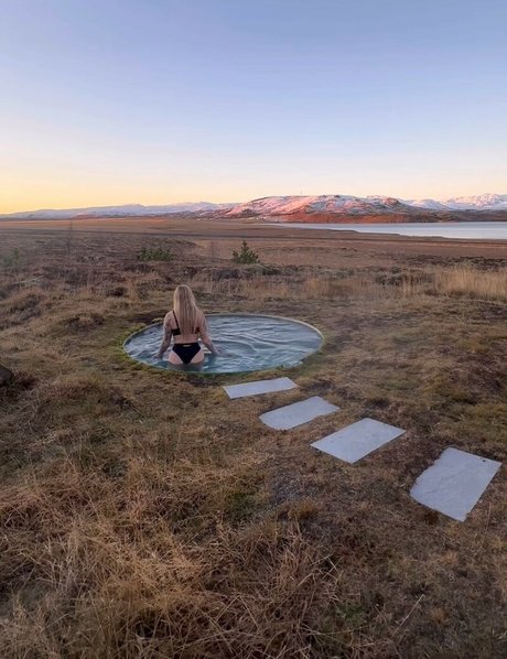 Coach Casey model free pictures