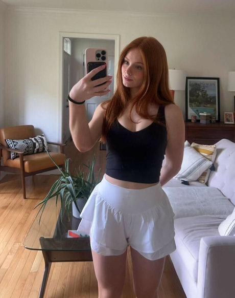 Harley Haisley pretty star pic