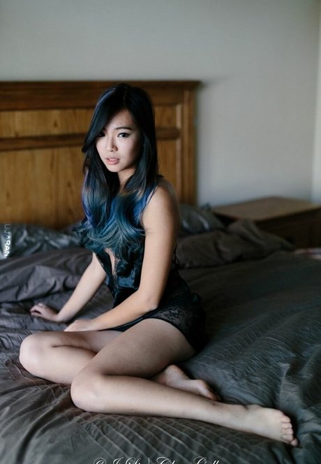 Lucia Liu perfect star photo