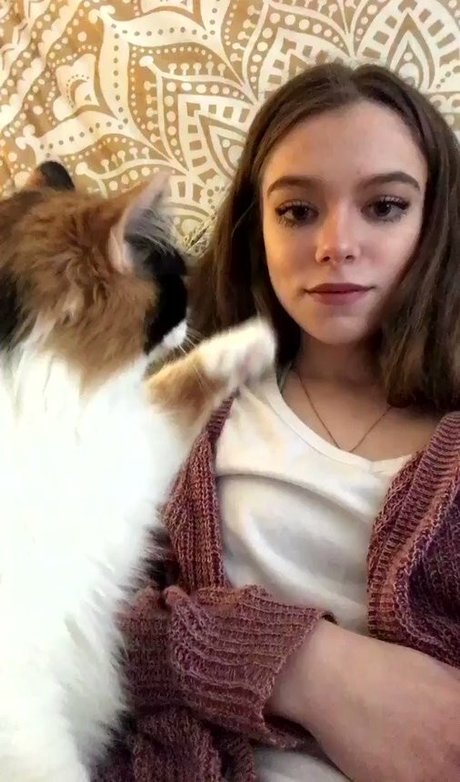 Rose Castella exclusive model pictures