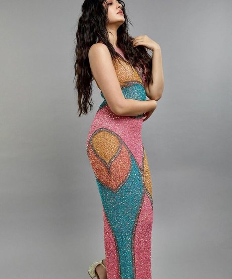 Krithi Shetty hd model galleries