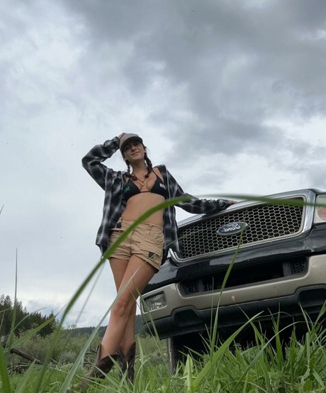 Aubry Babcock pornographic actress galleries