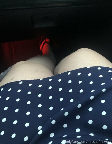 misssoftnsweet beautiful actress pictures