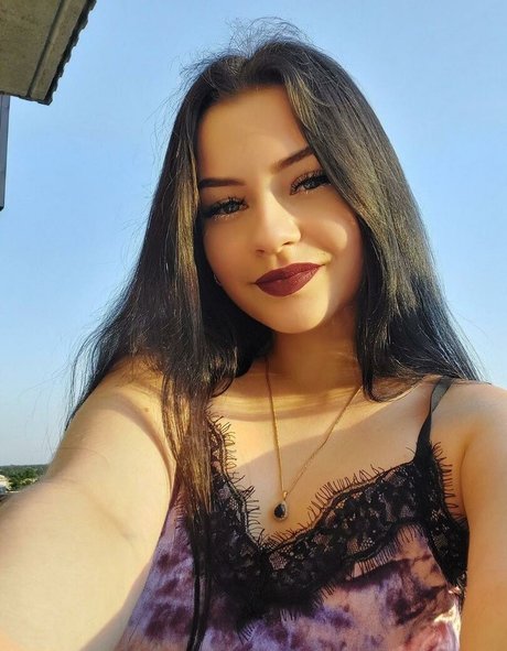 Rada 03 hot actress img