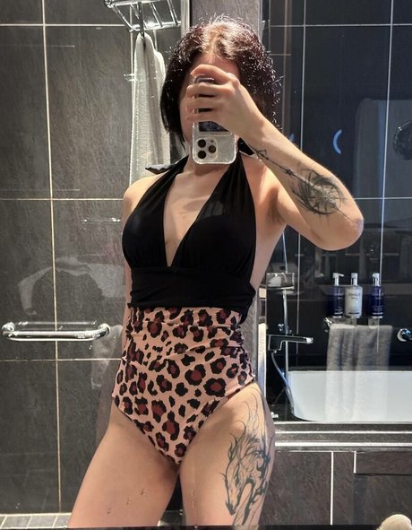 Scarletspyada star exclusive photos