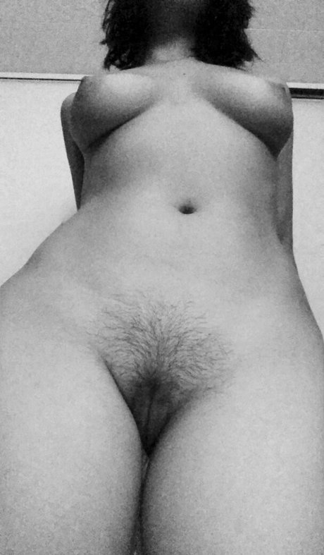 Yourkittykelsey model adult galleries