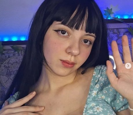 Asmr Da Neve model sexy gallery