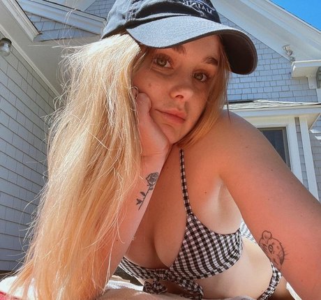 Alice Kristiansen high quality pornstar archive