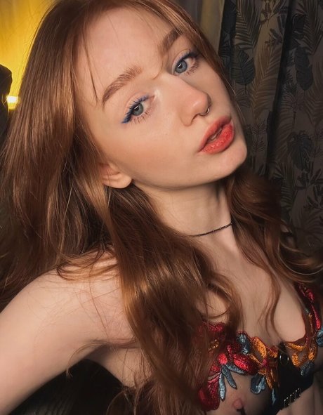 lizzy blaze nudes model archive