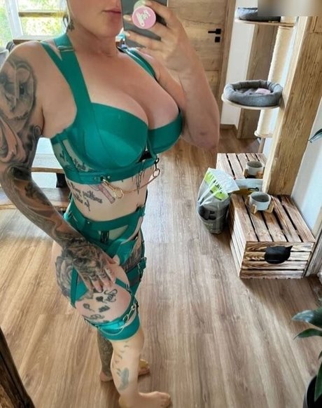 Little Princess Hedi pornstar perfect photo