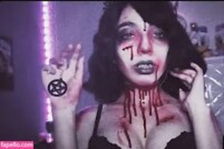 Aiko ASMR perfect star pic