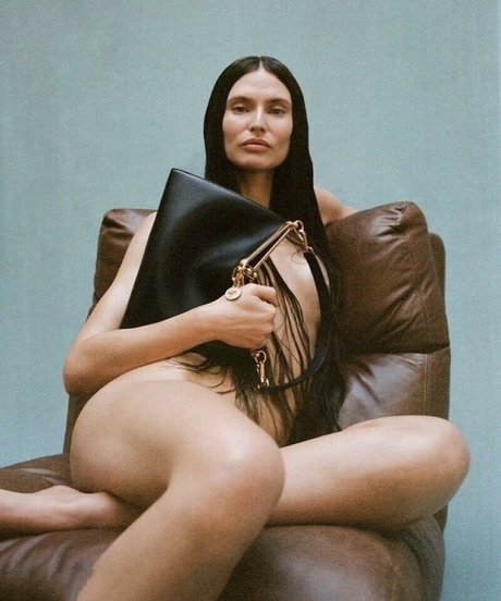 Bianca Balti exclusive pornstar img