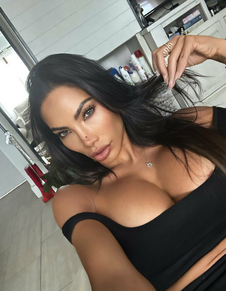 sweetnspicy1xxx pornstar free gallery