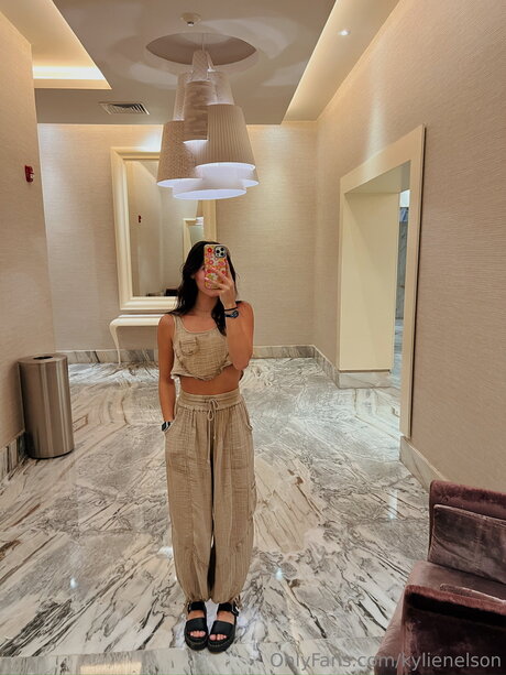 kylienelson model erotic images