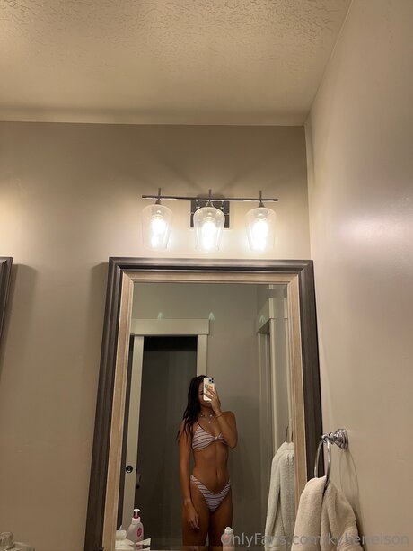 kylienelson xxx actress image