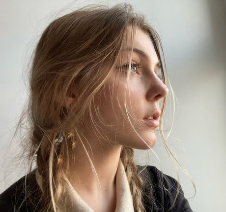 Nefffss beautiful pornstar image