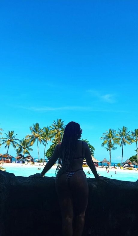 Jessica Chavez star art photo