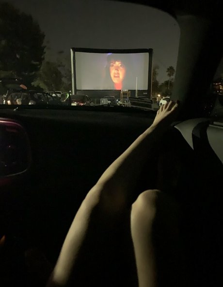 Sara Mariam free model pictures