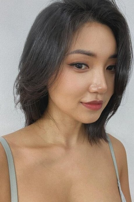 Beo Deul Jeong_ nude actress picture