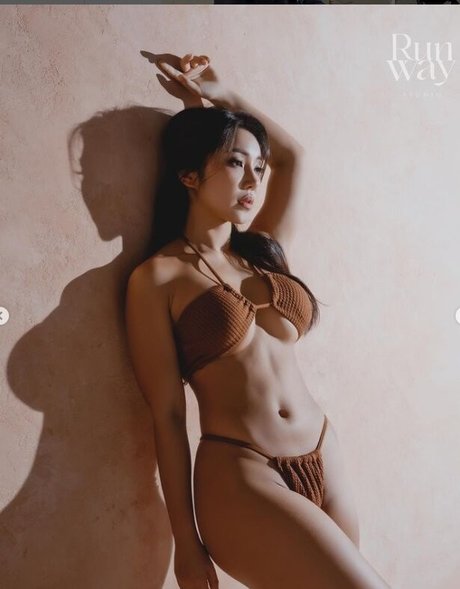 Beo Deul Jeong_ porn star images