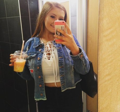 Amy Heslop free model pictures