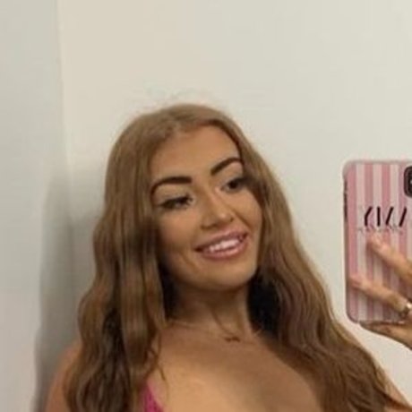 Amy Heslop sexy model photo