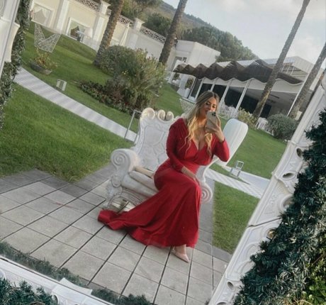 Anna Riano perfect star pictures