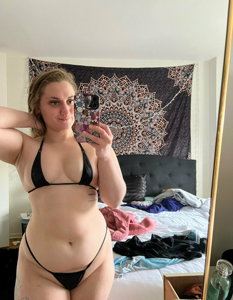 bbyurcs star nude pic