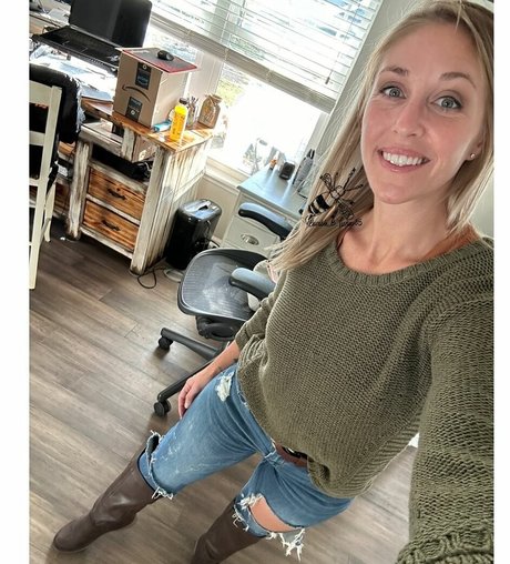 Becca Digirolamo model beautiful pics