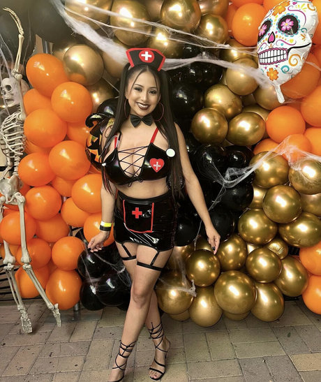 officialthatgirlginger high quality pornstar pics