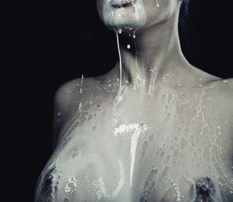 Dasha Astafieva hot actress photos