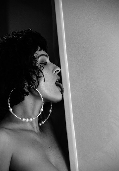 Dasha Astafieva art actress gallery