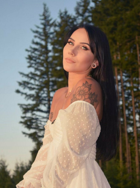 tully banks best actress photo