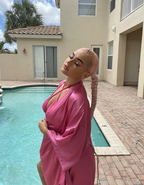 olivia snow69 free actress photo