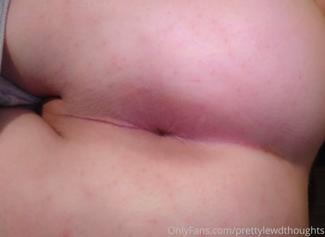 prettylewdthoughts star erotic image