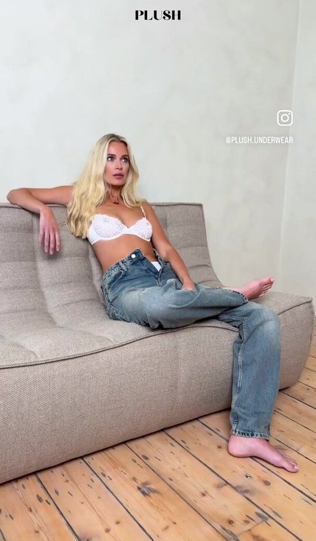 Danni Wells best pornstar archive