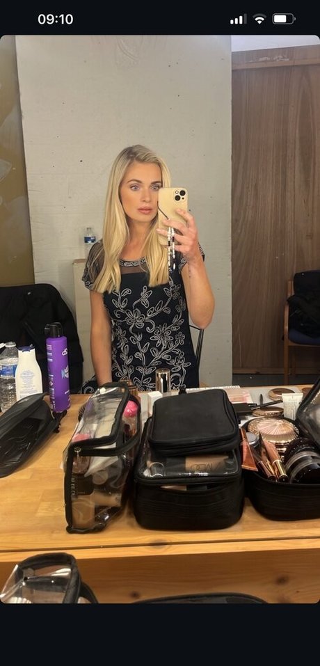 Danni Wells pornstar free pic