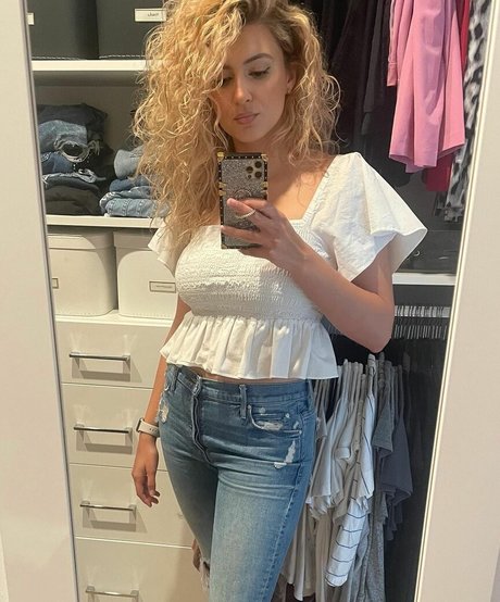 Tori Kelly pornstar perfect archive