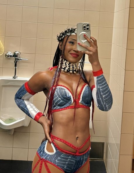 Queen Aminata pornstar top img