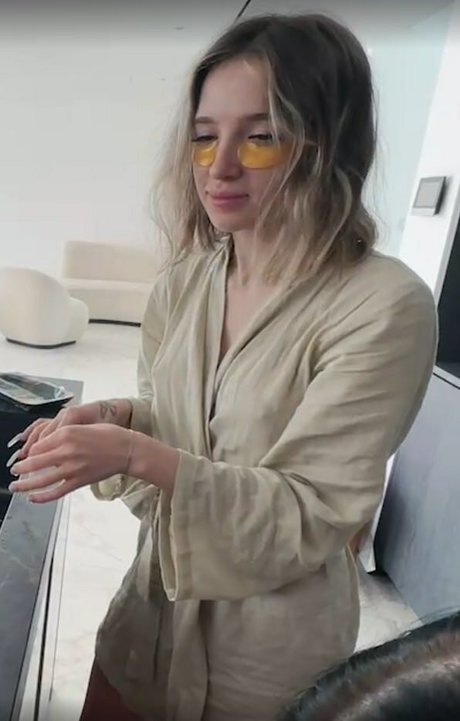 Gensyxa Twitch pornstar nude img