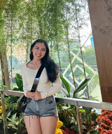 nininplays pornstar high quality images