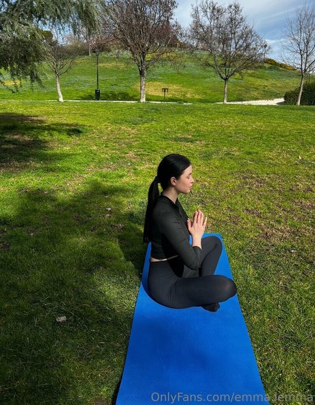 emma lemma model adult pics
