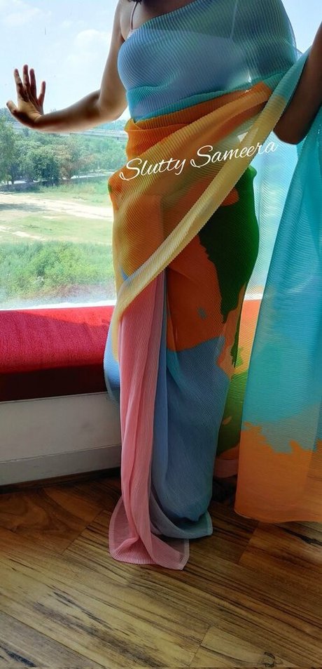 sluttysameera4u naked actress pics