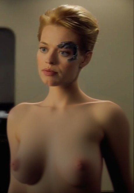 Jeri Ryan Fake porn star pics