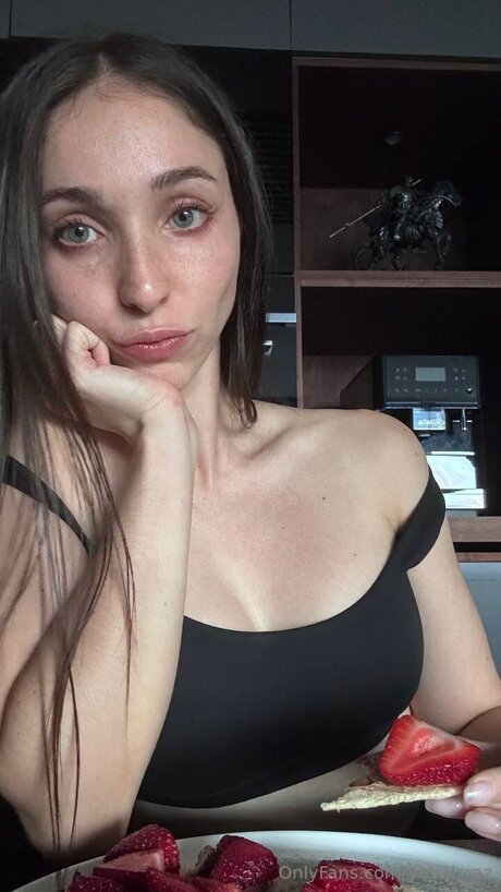 Yuval raz nude pornstar gallery