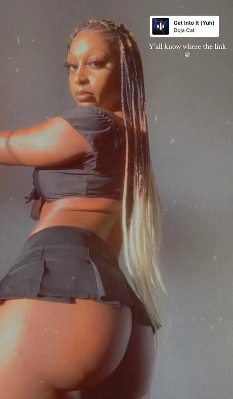 Mistress Matya pretty model gallery