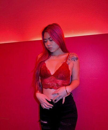 missyboba erotic actress pic