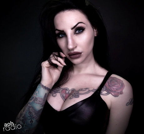 Madeleine Liljestam perfect star archive