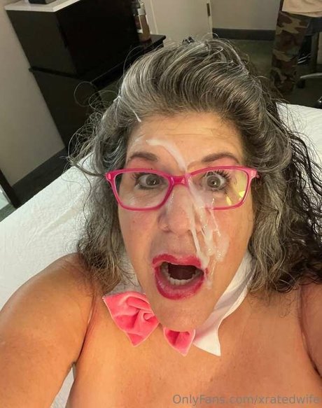 Carol Foxxx erotic pornstar pics