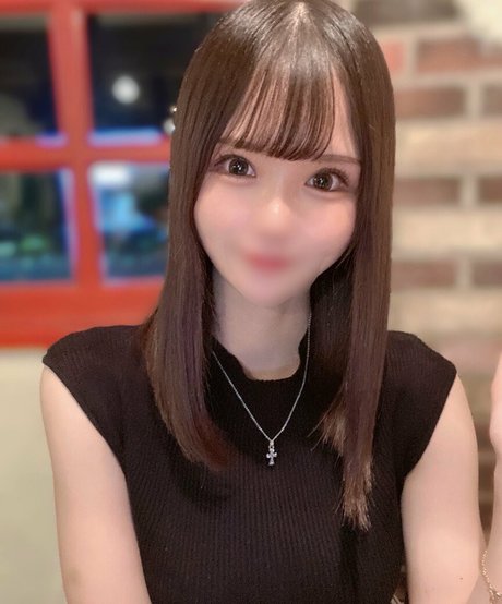 Hinari pornstar top image